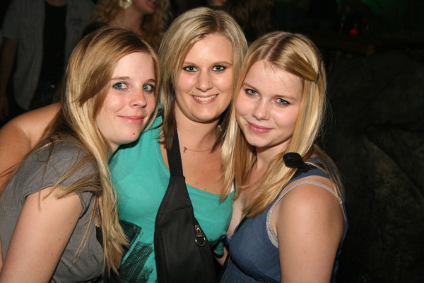 05.06.10 - Saturday-Night Party