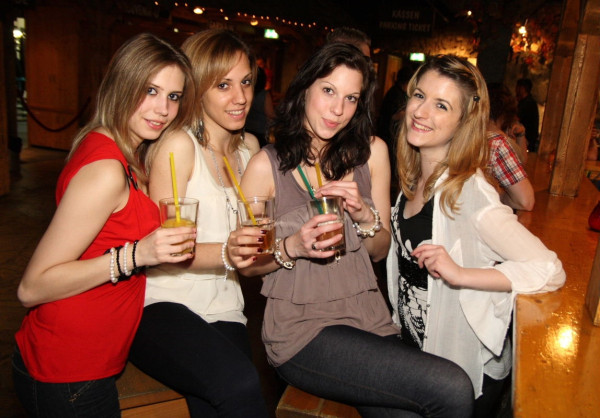 05.06.10 - Saturday-Night Party