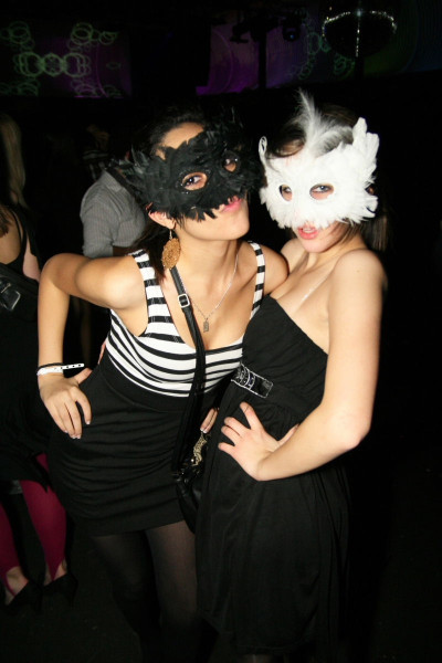 MASQUERADE - TOM NOVY 08.01.2011 