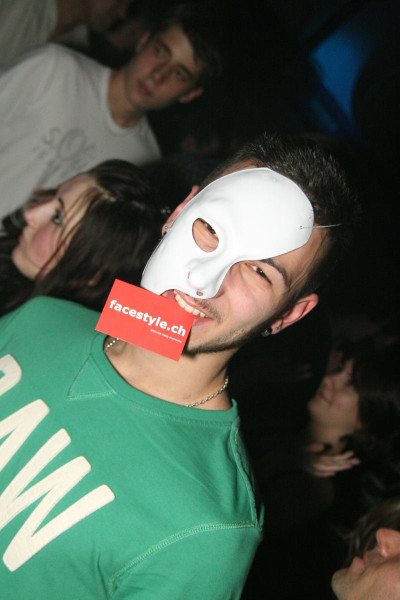 MASQUERADE - TOM NOVY 08.01.2011 
