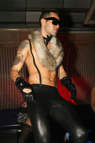 MASQUERADE - TOM NOVY 08.01.2011 
