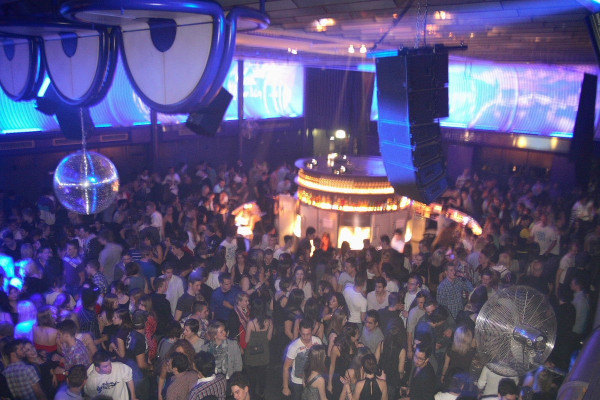 MASQUERADE - TOM NOVY 08.01.2011 