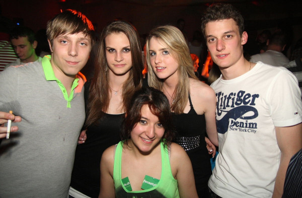 08.05.10 - Saturday-Night Party