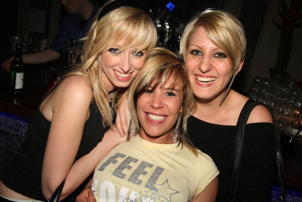 08.05.10 - Saturday-Night Party