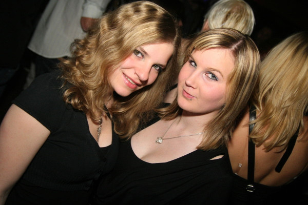 08.05.10 - Saturday-Night Party