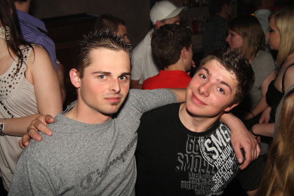 08.05.10 - Saturday-Night Party