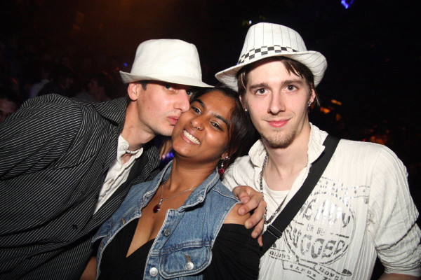 08.05.10 - Saturday-Night Party