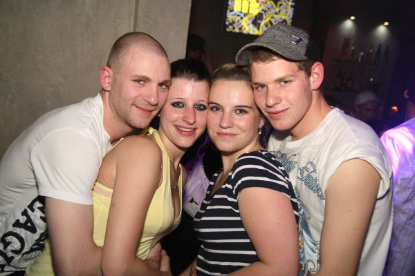 08.05.10 - Saturday-Night Party