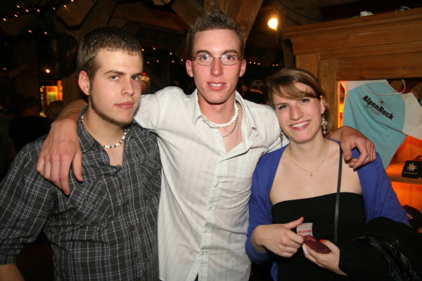 08.05.10 - Saturday-Night Party