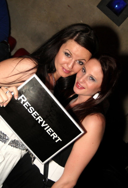 08.05.10 - Saturday-Night Party