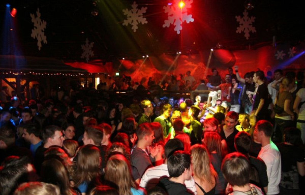 13.03.10 - Saturday-Night Party