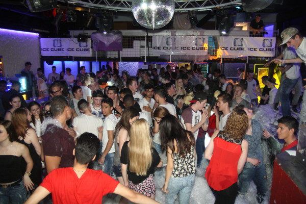 13.05.2015 - Schaumparty - Ice Cube Club 