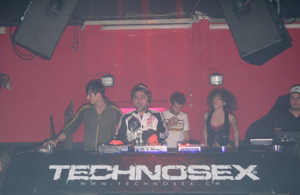 TECHNOSEX AHMED SENDIL
