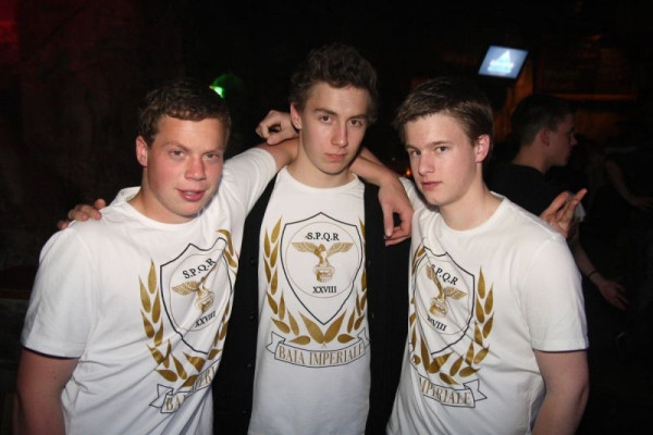 24.04.10 - Saturday-Night Party