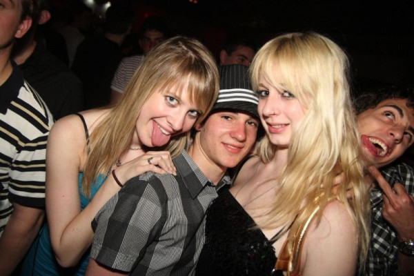 24.04.10 - Saturday-Night Party