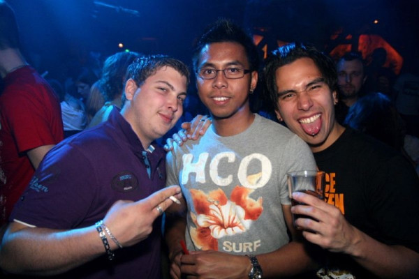 24.04.10 - Saturday-Night Party