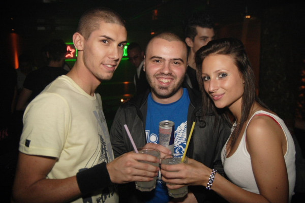 27.06.09 - Double House - Bikini Fashion .