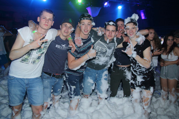 28.05.2016 - Schaumparty Regensdorf