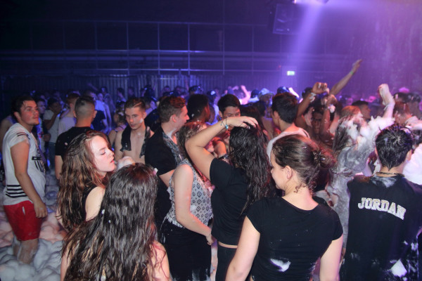 28.05.2016 - Schaumparty Regensdorf