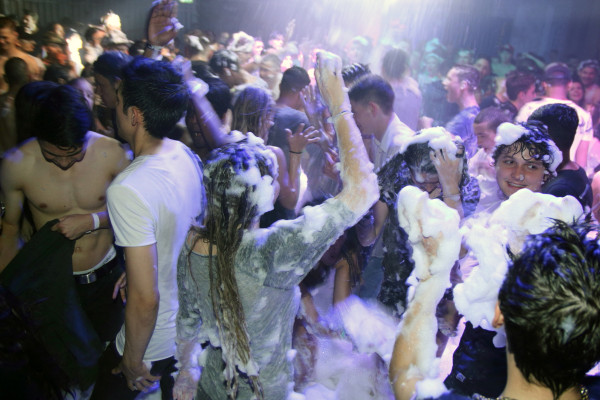 28.05.2016 - Schaumparty Regensdorf