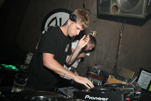 PRIVATE FICTION - 31.07.2010 