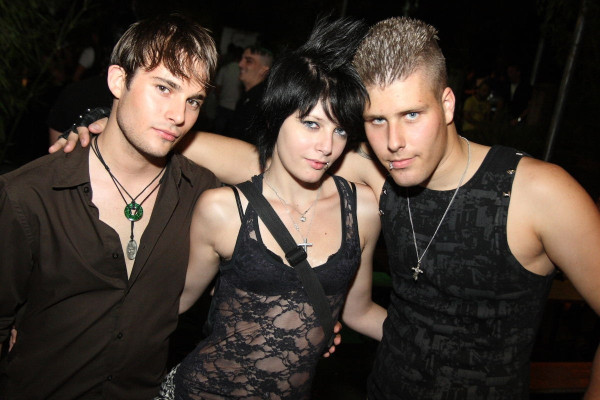 PRIVATE FICTION - 31.07.2010 
