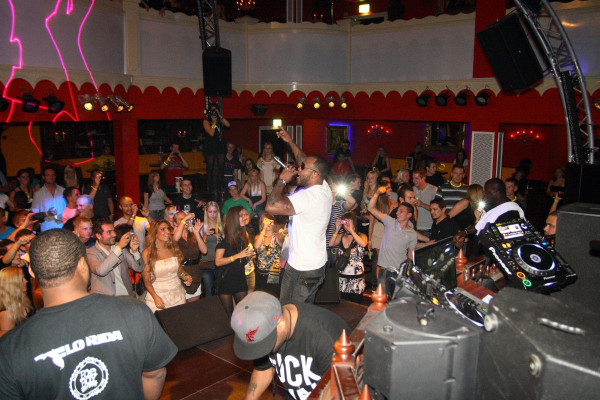 Flo Rida - Life - 31.07.2011