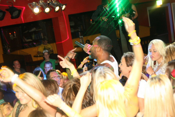 Flo Rida - Life - 31.07.2011