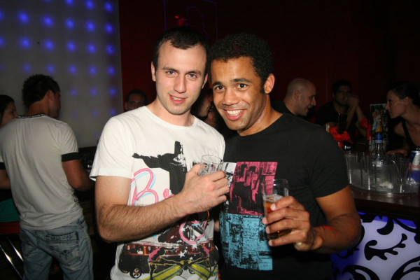 Flo Rida - Life - 31.07.2011